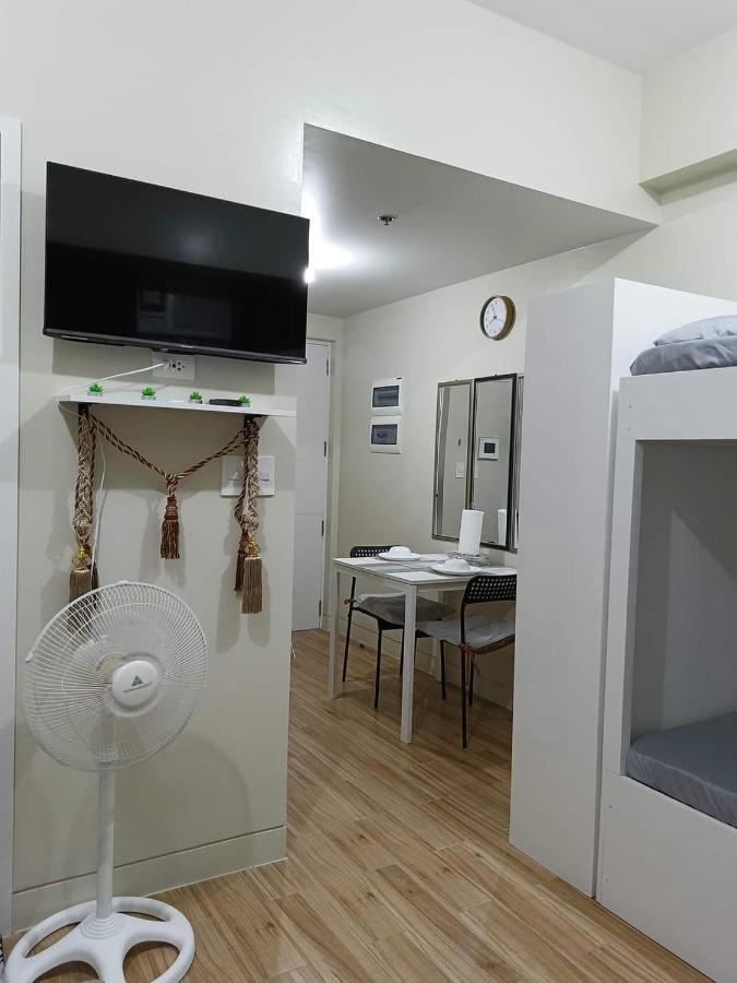 Budget Accommodation Holland Park Condominium Southwoods Binan Laguna Jalang ภายนอก รูปภาพ