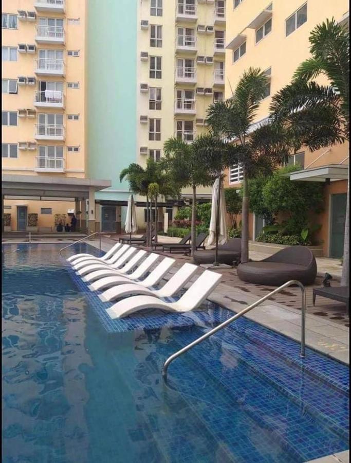 Budget Accommodation Holland Park Condominium Southwoods Binan Laguna Jalang ภายนอก รูปภาพ